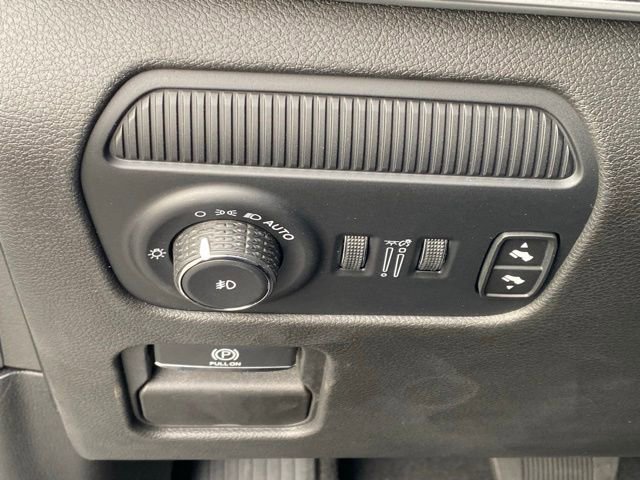 New 2024 Jeep Wagoneer L 4WD w/ Convenience Group I image 26