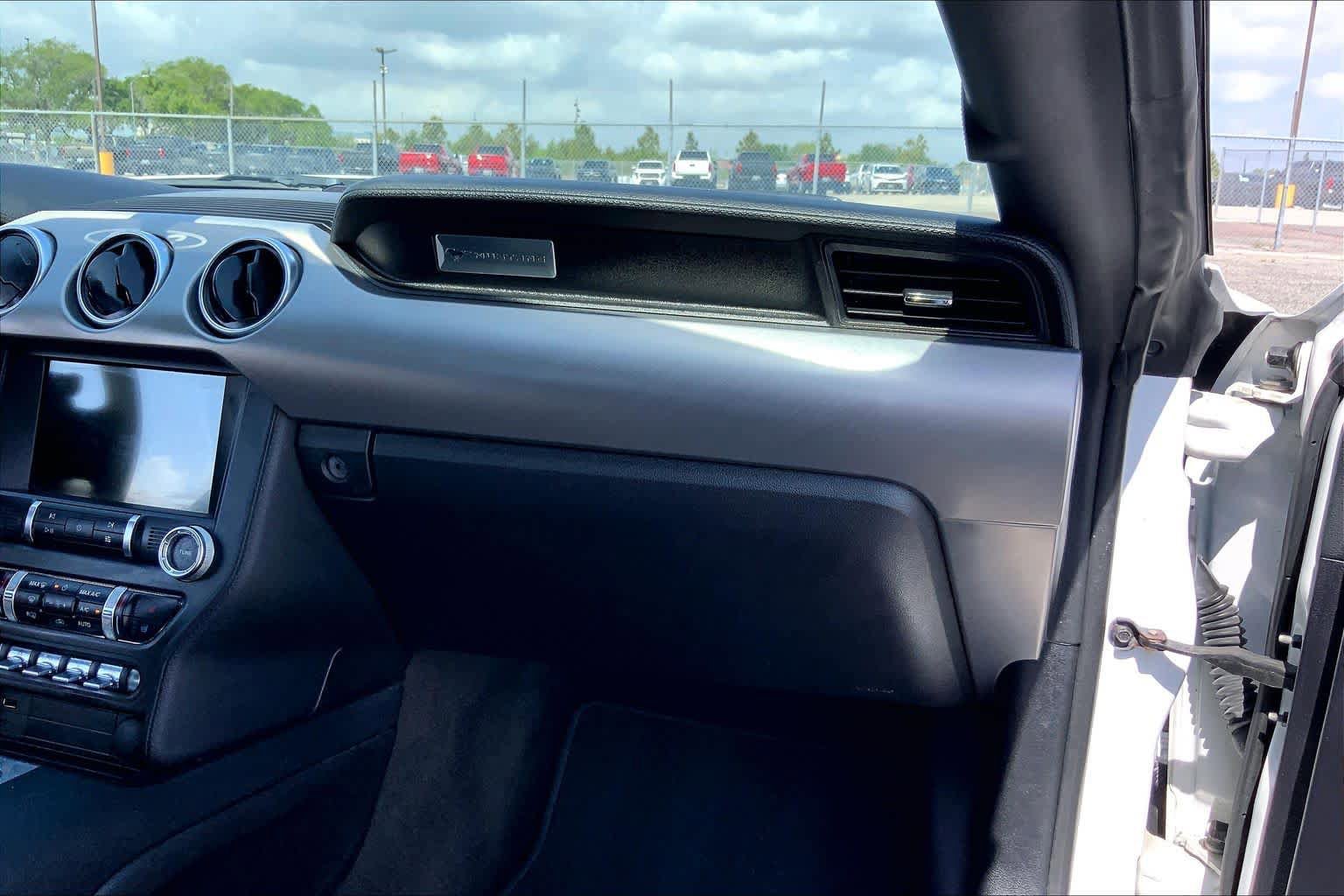 Used 2019 Ford Mustang Premium RWD image 18