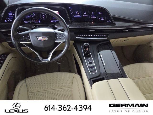Used 2023 Cadillac Escalade Premium Luxury AWD/4WD image 16