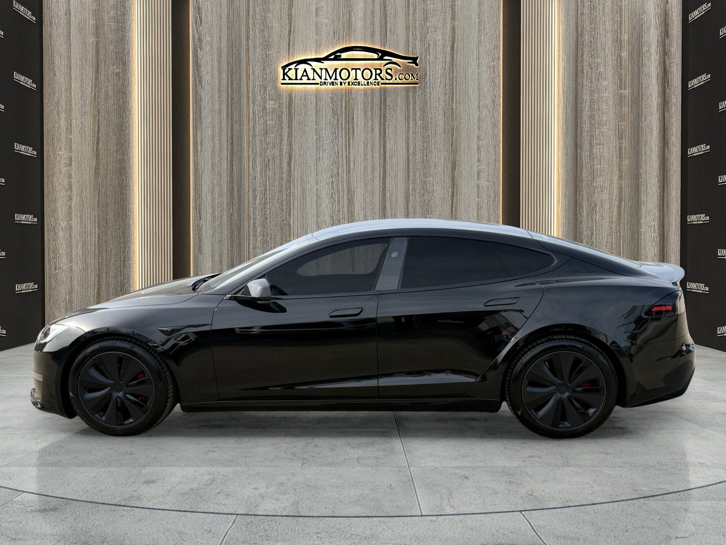 Used 2024 Tesla Model S Plaid AWD/4WD image 7