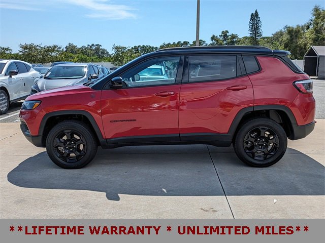 Used 2024 Jeep Compass Trailhawk image 9