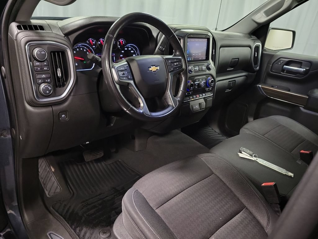 Used 2021 Chevrolet Silverado 1500 LT AWD/4WD image 20