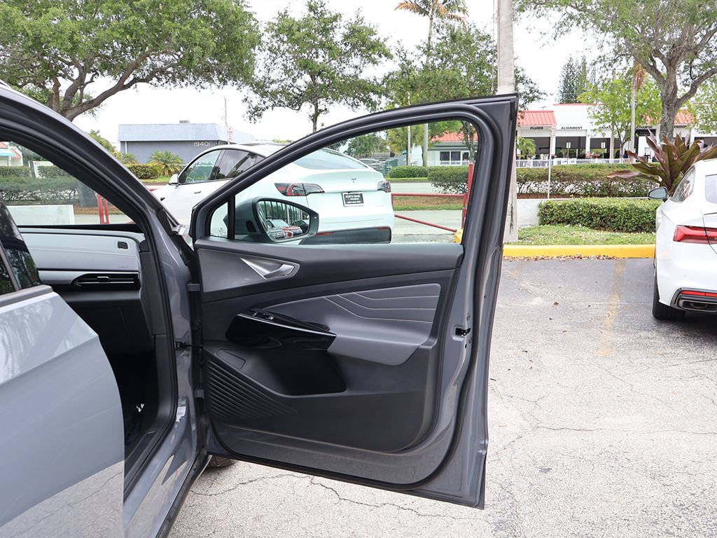 Used 2023 Volkswagen ID.4 S RWD image 28