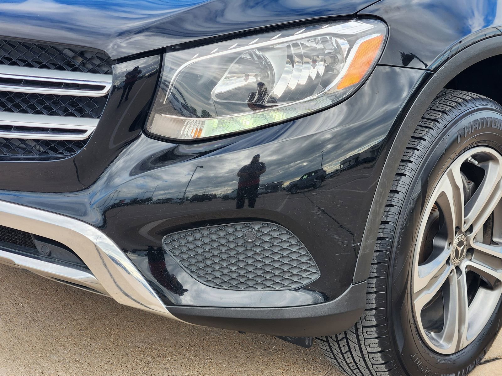 Used 2019 Mercedes-Benz GLC 300 4MATIC image 8
