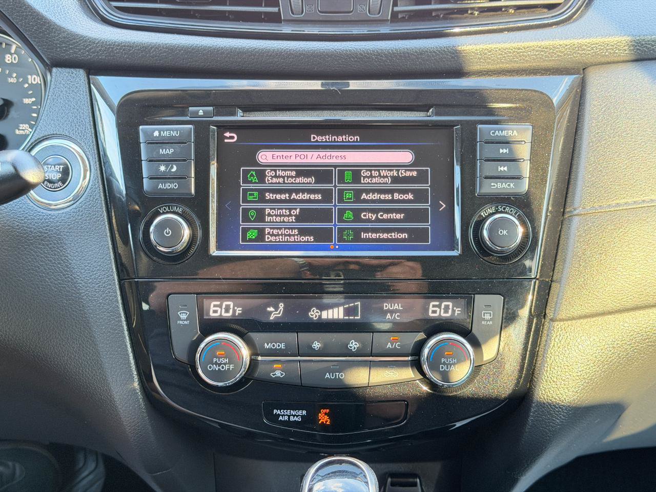 Used 2018 Nissan Rogue SV AWD/4WD image 57