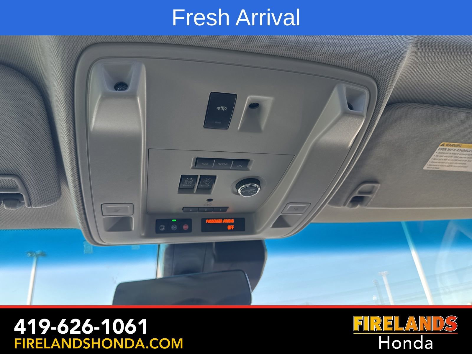 Used 2019 Cadillac Escalade Premium Luxury w/ LPO, Radiant Package image 31