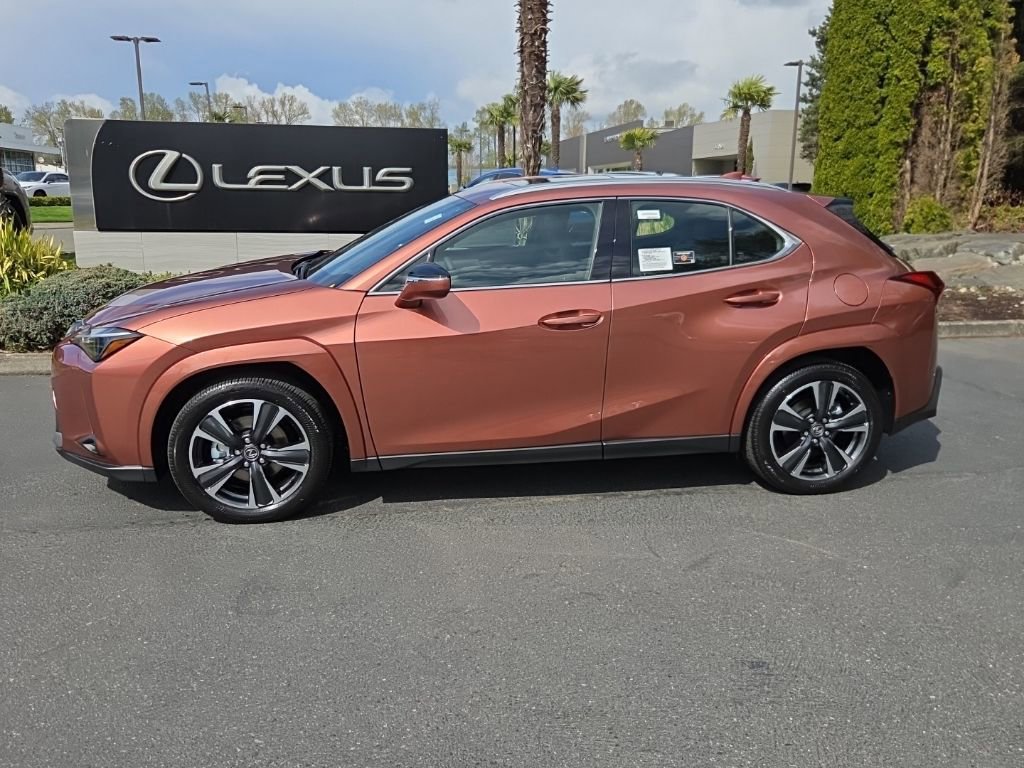 New 2026 Lexus UX 300h AWD image 2