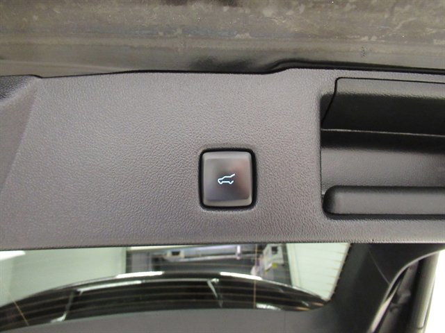 Used 2021 Ford Escape SEL w/ Technology Package image 12