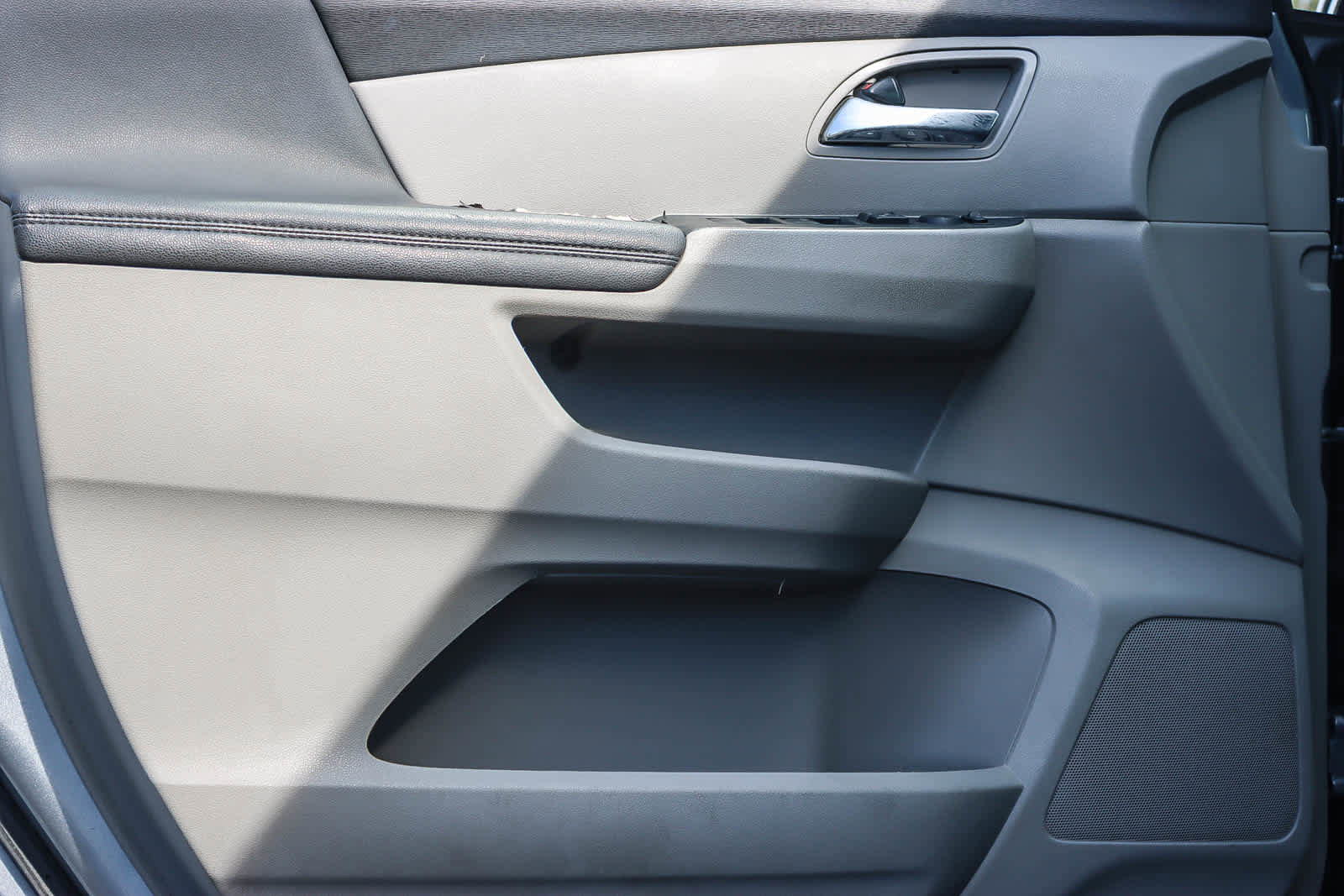 Used 2016 Honda Odyssey EX-L image 21