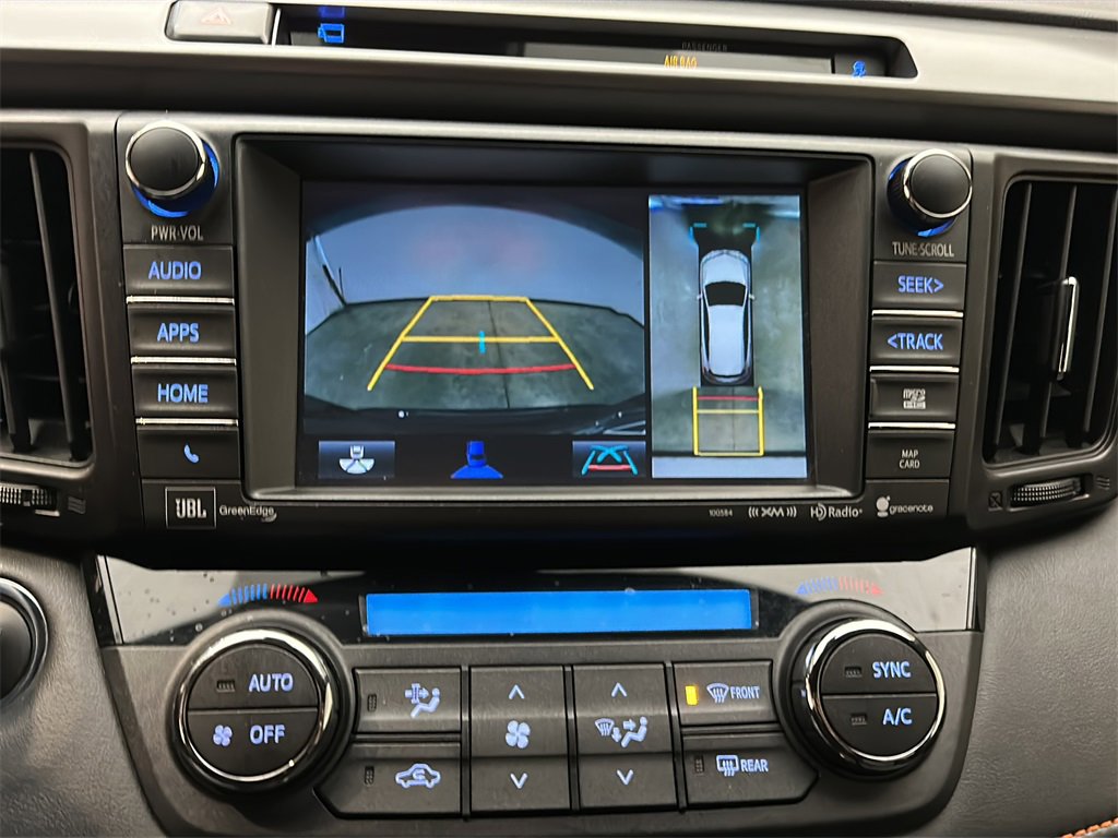 Used 2016 Toyota RAV4 SE image 26