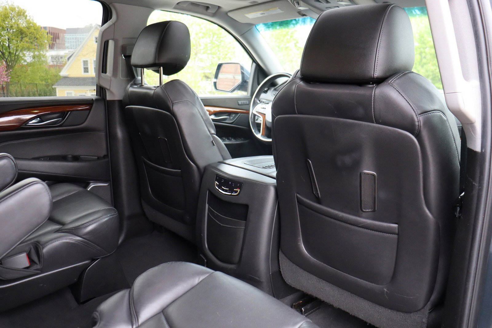 Used 2019 Cadillac Escalade Luxury AWD/4WD image 20