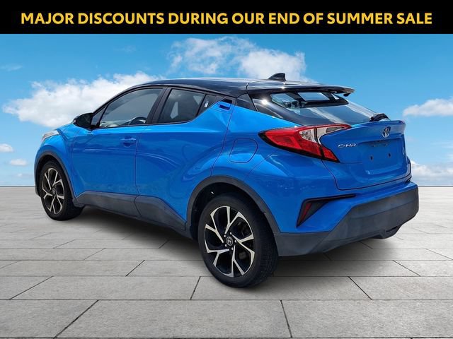 Used 2019 Toyota C-HR XLE FWD image 5