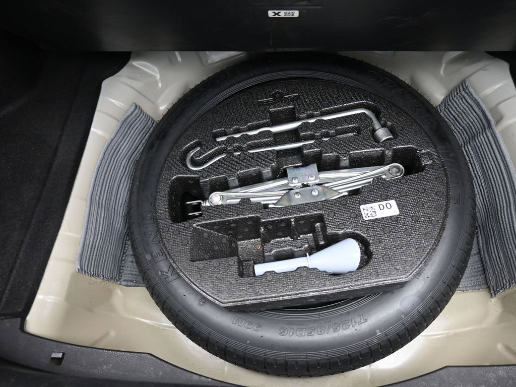 Used 2022 Honda Civic Touring image 23