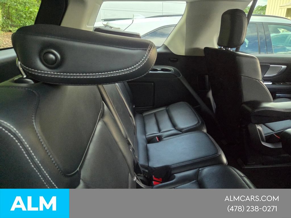 Used 2025 Ford Expedition Platinum AWD/4WD image 19