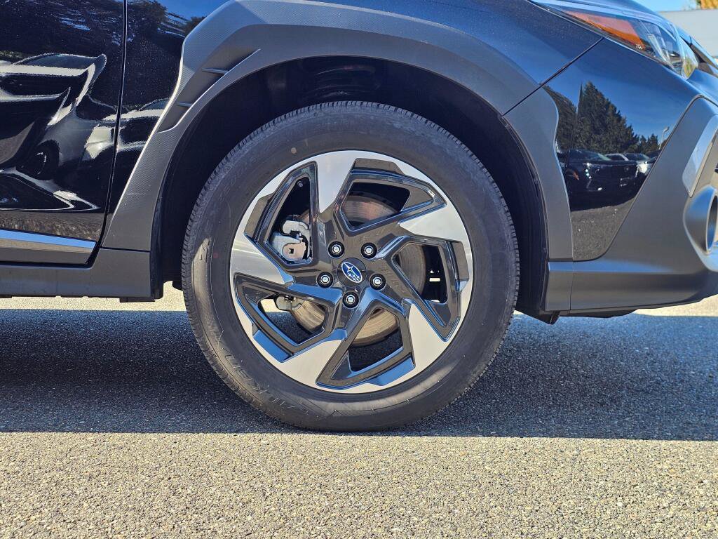 Used 2024 Subaru Crosstrek 2.5i Limited w/ Crosstrek Mirror Package AWD/4WD image 9