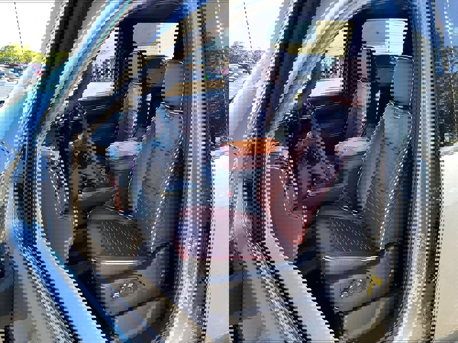 Used 2025 GMC Sierra 2500 Denali Ultimate w/ Max Trailering Package image 27