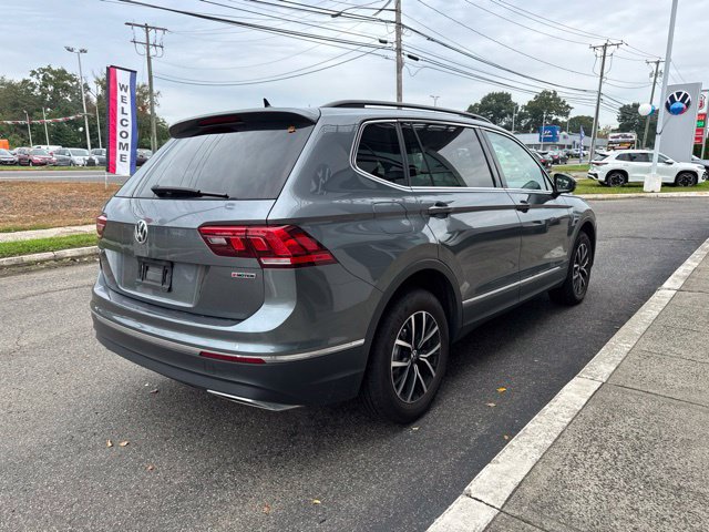 Used 2021 Volkswagen Tiguan SE w/ Panoramic Sunroof Package AWD/4WD image 7