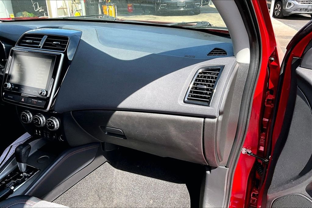 Used 2022 Mitsubishi Outlander Sport SE image 25