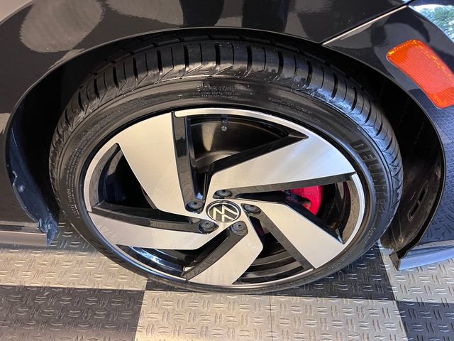 Certified 2024 Volkswagen GTI S FWD image 9