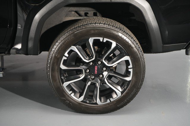 Used 2024 GMC Canyon Denali AWD/4WD image 60