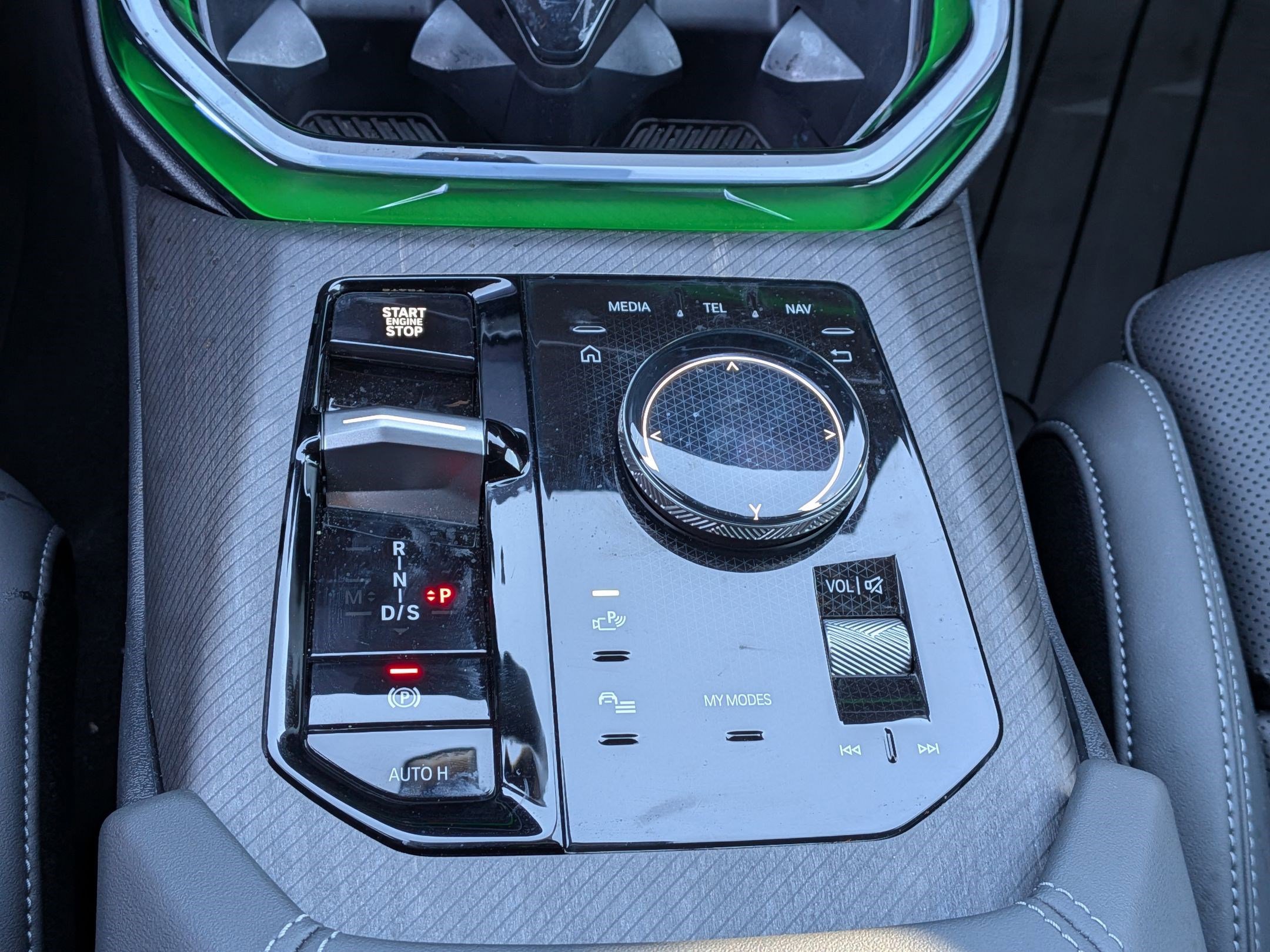 Used 2025 BMW X3 xDrive30i w/ Premium Package image 26