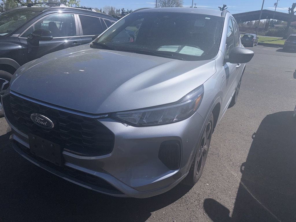 Used 2023 Ford Escape ST-Line w/ Tech Pack #1 image 1