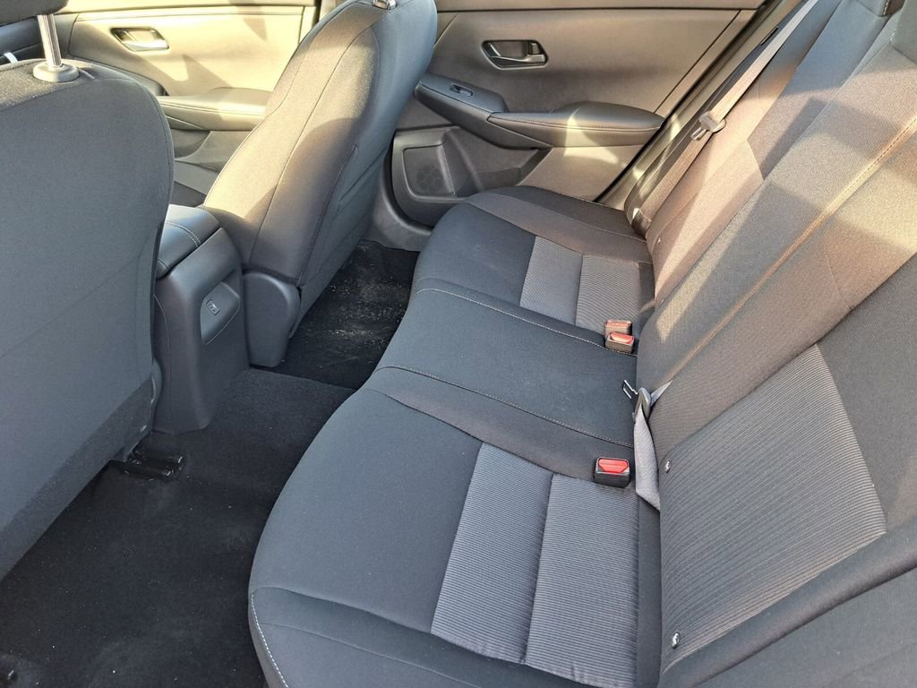 Used 2025 Nissan Sentra SV image 21