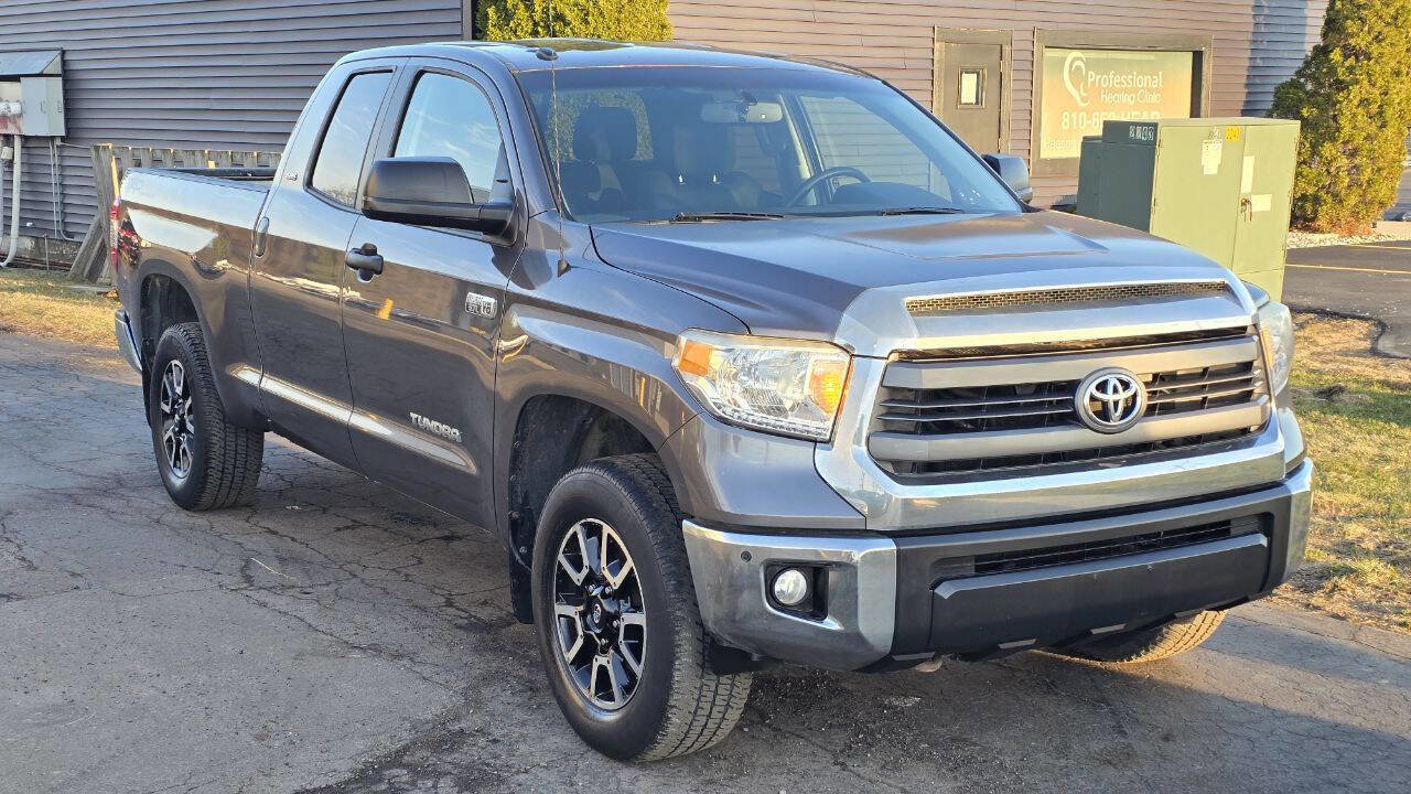 Used 2015 Toyota Tundra SR5 image 8
