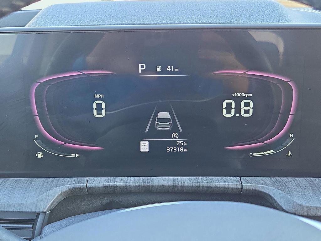 Used 2023 Kia Telluride EX w/ EX Captain's Chair Package image 34