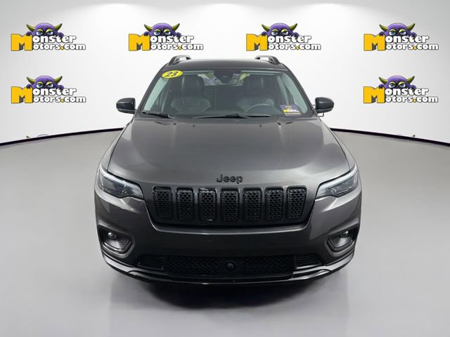 Used 2023 Jeep Cherokee Altitude Lux AWD/4WD image 2