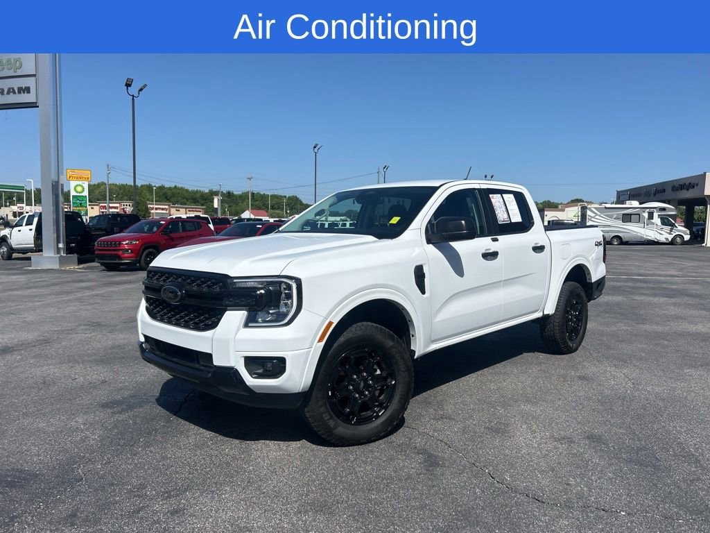 Used 2025 Ford Ranger XLT w/ Black Appearance Package AWD/4WD image 8