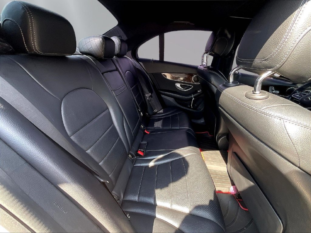 Used 2019 Mercedes-Benz C 300 Sedan image 25