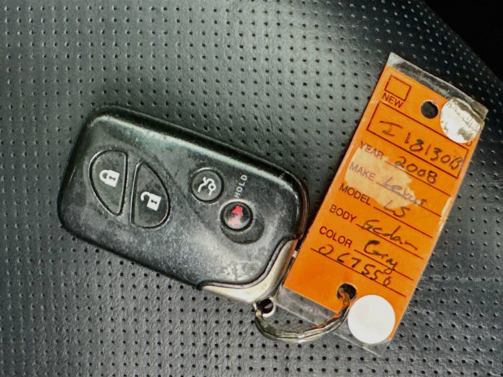 Used 2008 Lexus LS 460 RWD image 38