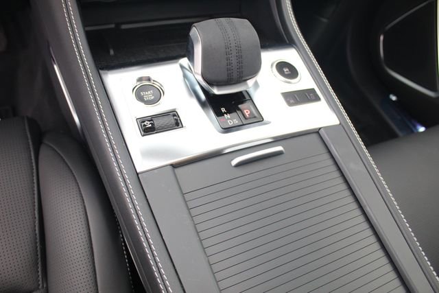 New 2026 Jaguar F-PACE R-Dynamic S image 15