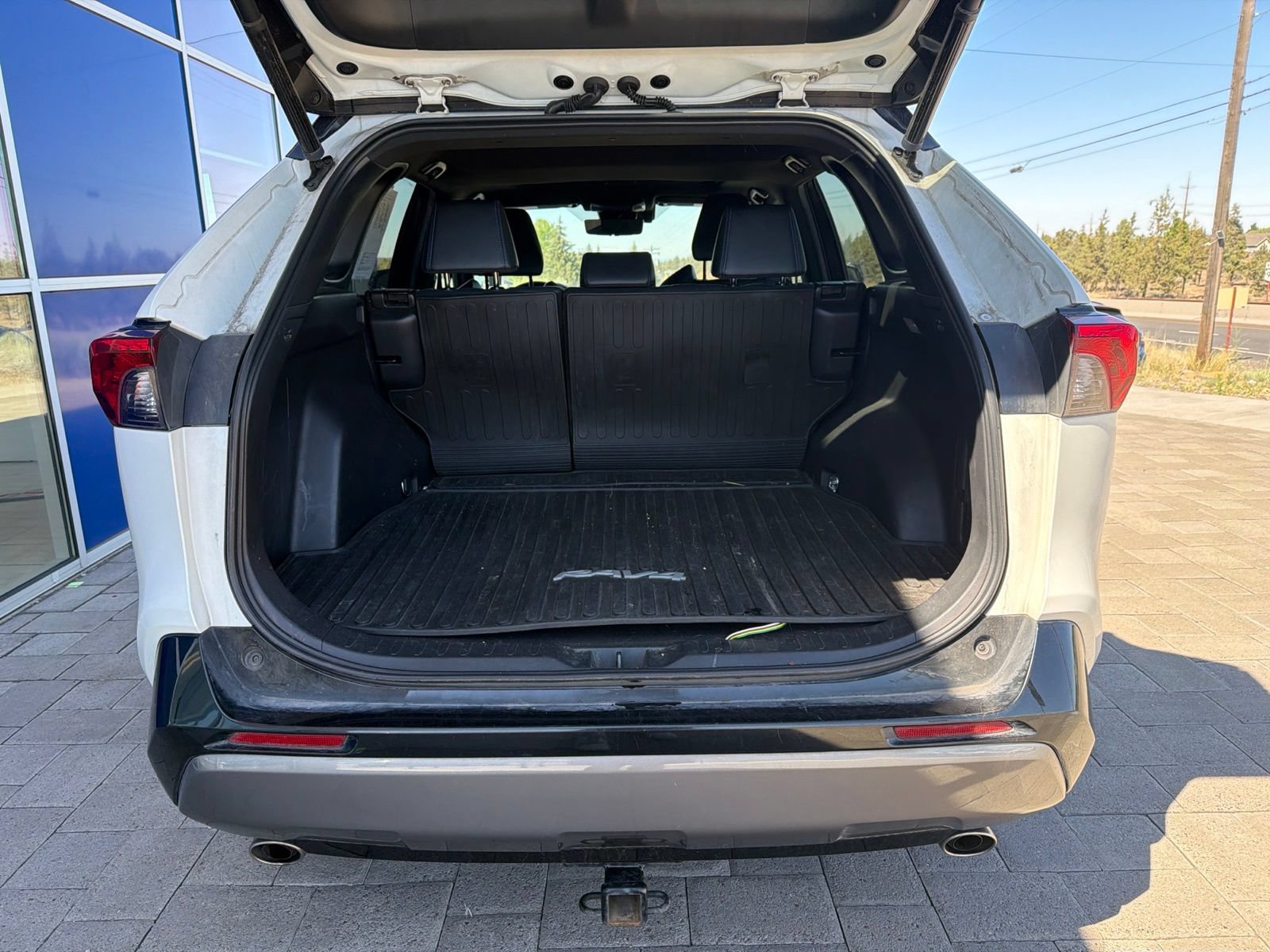 Used 2020 Toyota RAV4 XSE AWD/4WD image 9