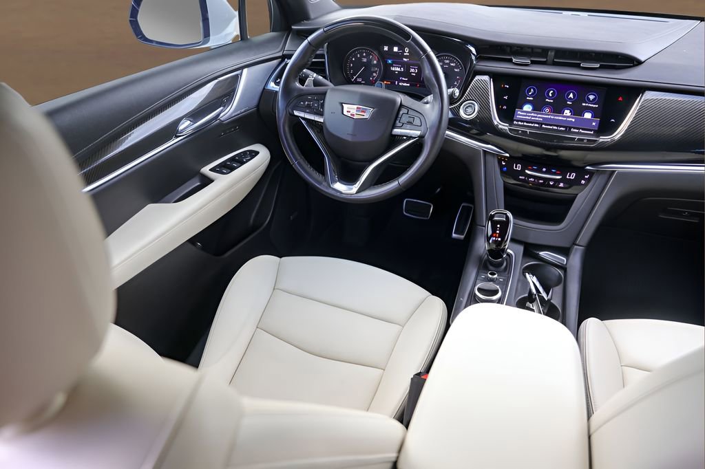 Certified 2023 Cadillac XT6 Sport w/ Technology Package AWD/4WD image 29