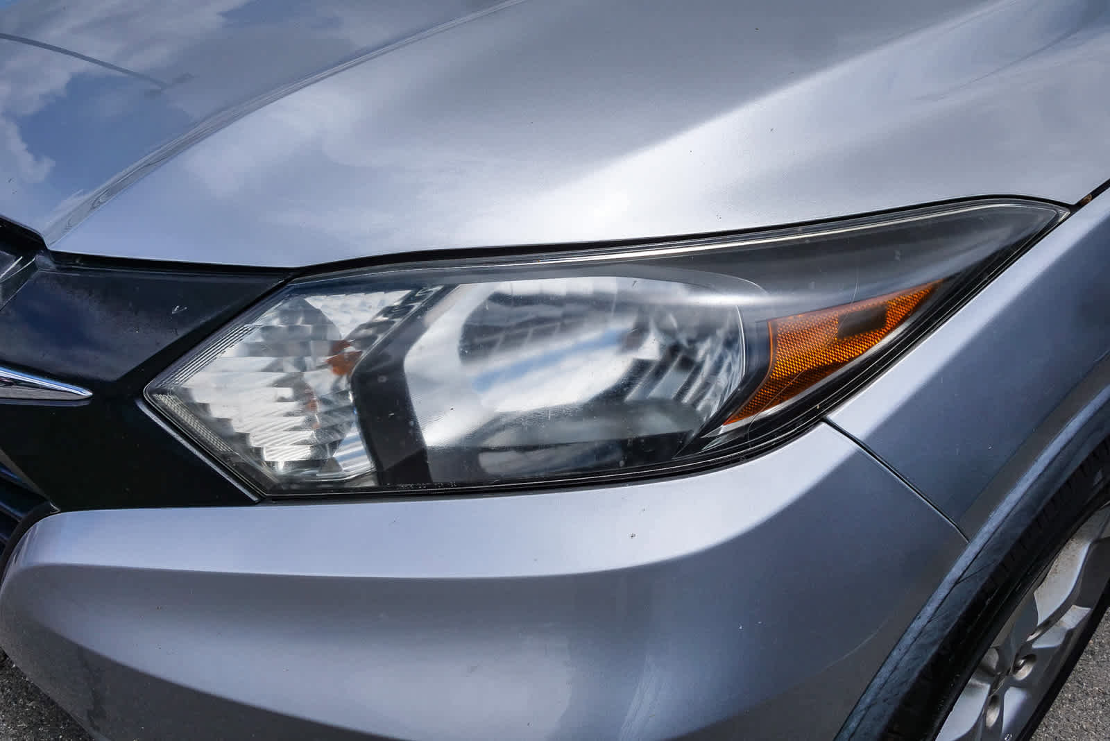 Used 2016 Honda HR-V EX image 2