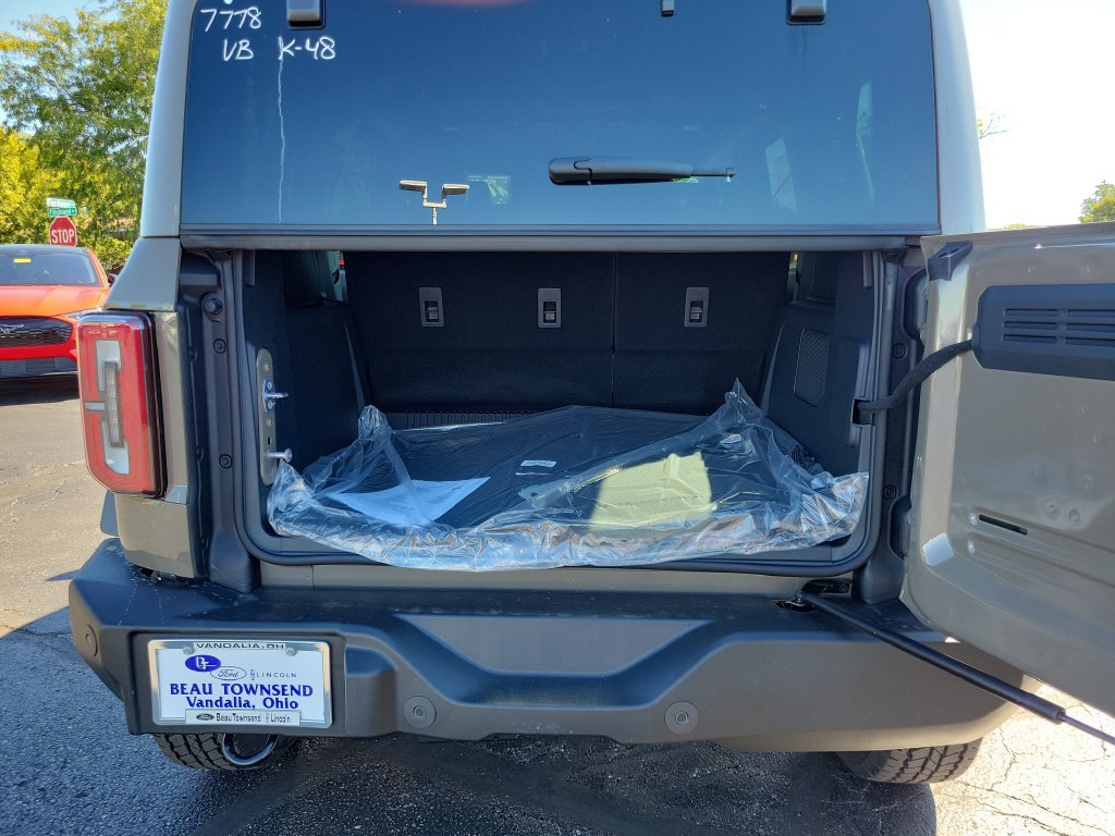 New 2026 Ford Bronco Outer Banks AWD/4WD image 10