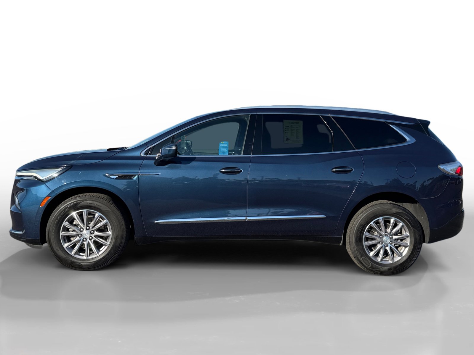 Used 2022 Buick Enclave Essence w/ Trailering Package, 5000 lbs. image 2