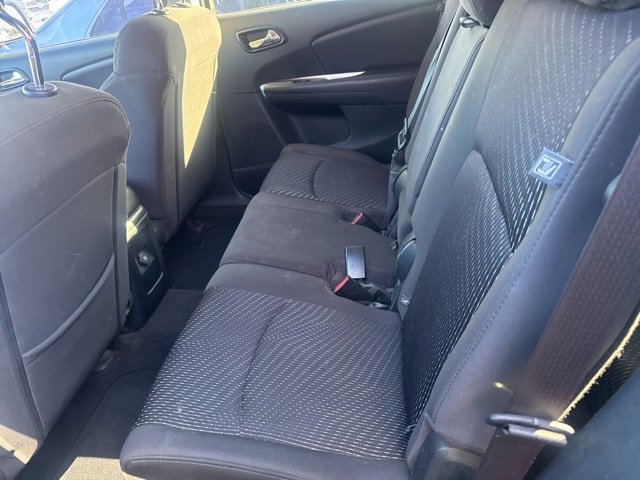 Used 2017 Dodge Journey SE w/ Flexible Seating Group image 11