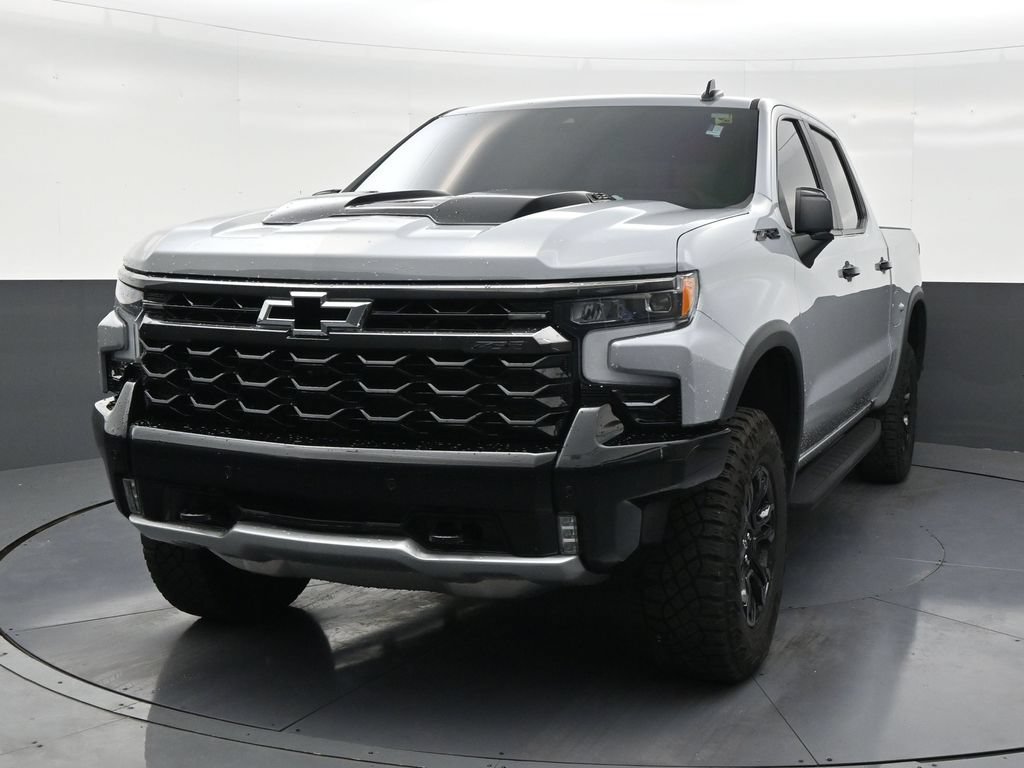 Used 2024 Chevrolet Silverado 1500 ZR2 w/ Technology Package AWD/4WD image 8