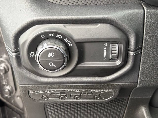 New 2026 Jeep Gladiator Mojave w/ Safety Group AWD/4WD image 24