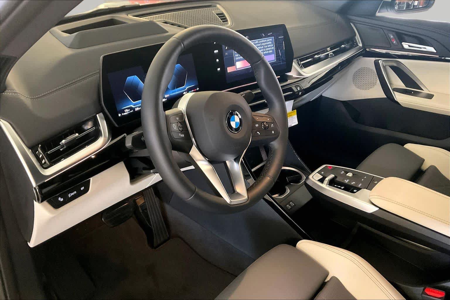 New 2026 BMW X2 xDrive28i w/ Technology Package AWD/4WD image 8