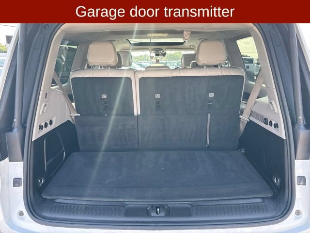 Used 2024 Jeep Wagoneer 2WD w/ Premium Group I image 17