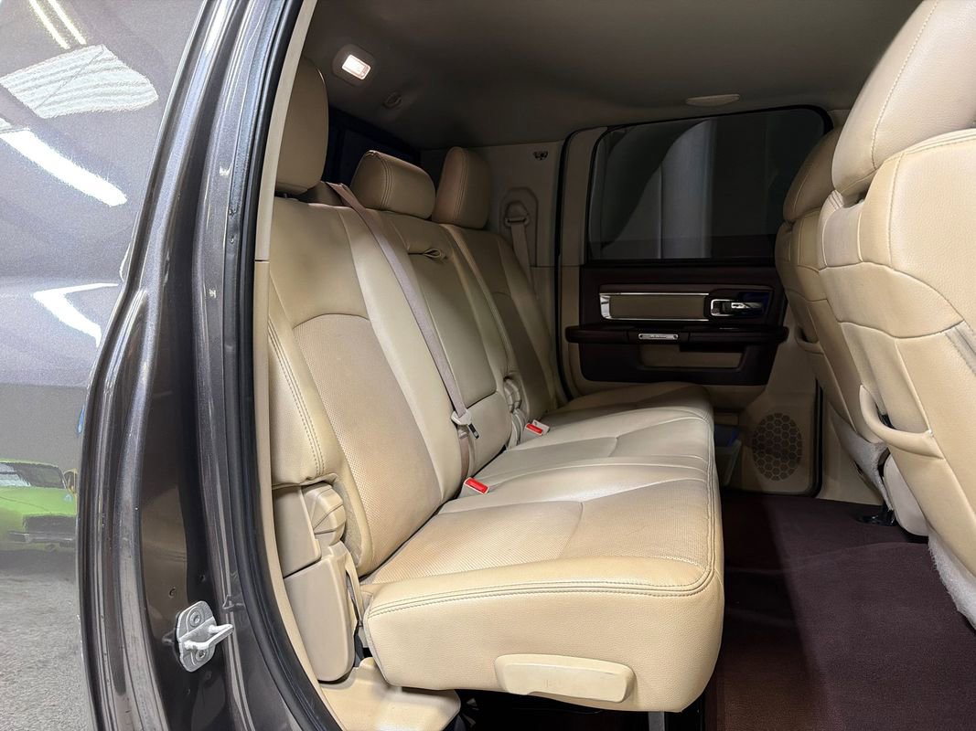 Used 2014 RAM 3500 Laramie w/ Convenience Group AWD/4WD image 45