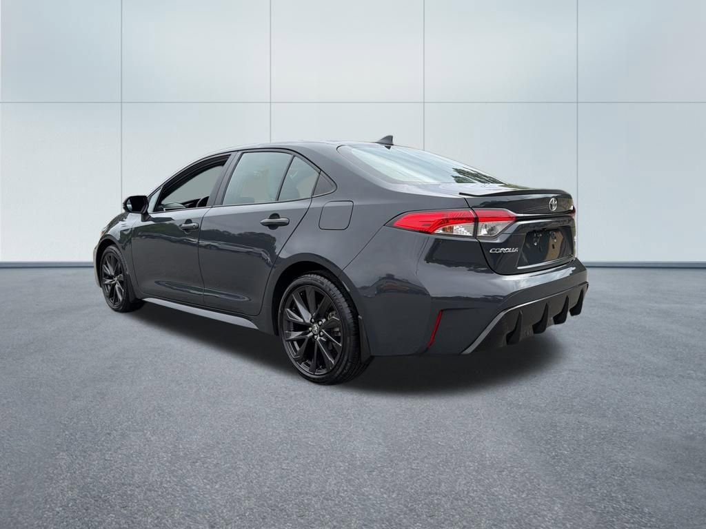 Used 2023 Toyota Corolla SE FWD image 7