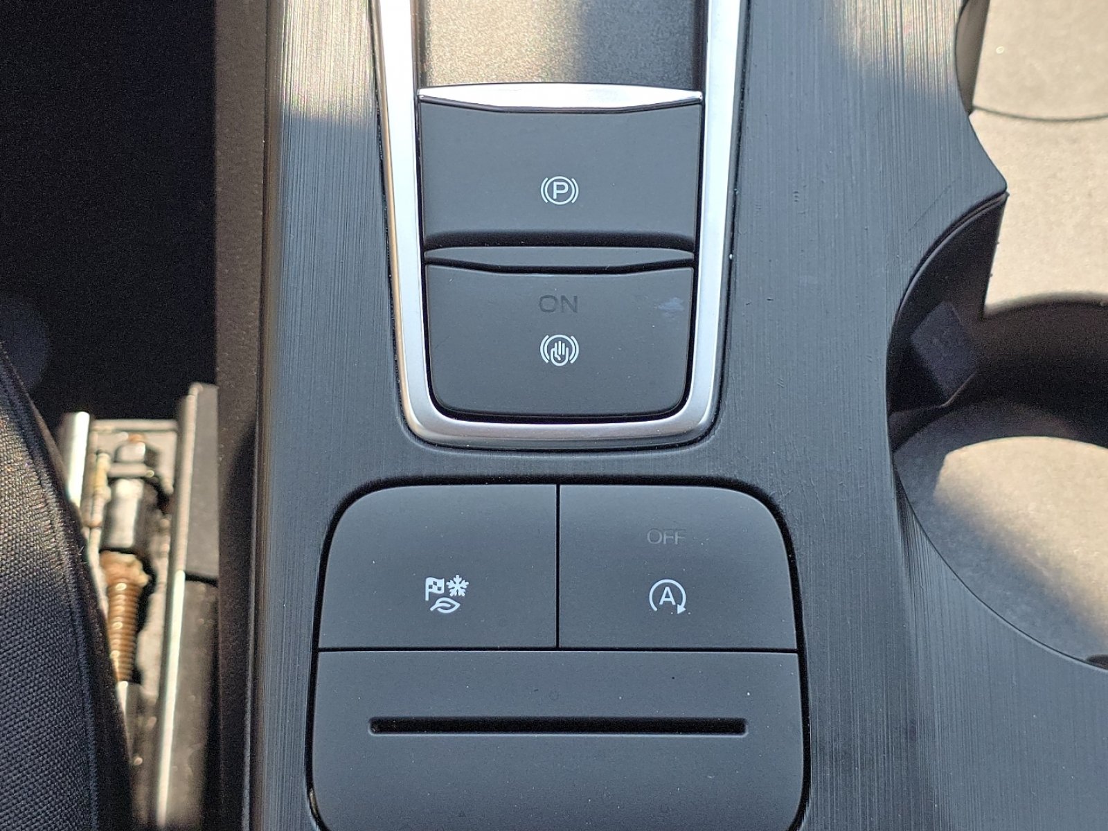 Used 2024 Ford Escape Active w/ Cold Weather Package FWD image 28