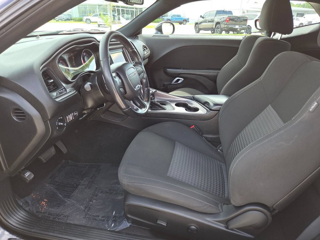 Certified 2022 Dodge Challenger GT RWD image 26
