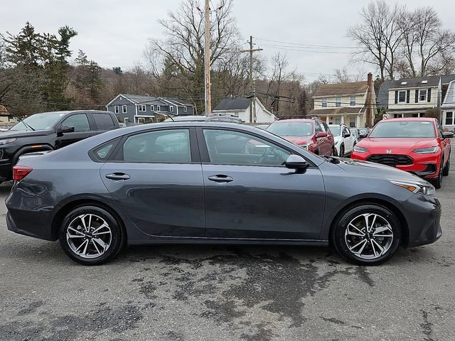 Used 2023 Kia Forte LXS image 7