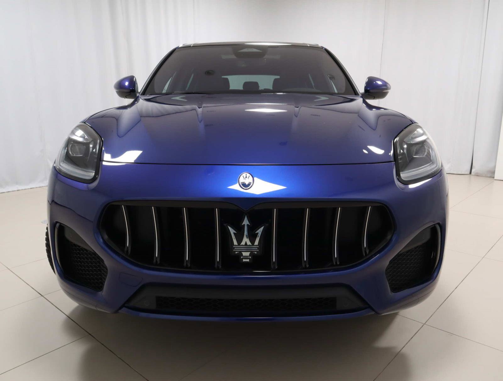 New 2025 Maserati Grecale GT image 8